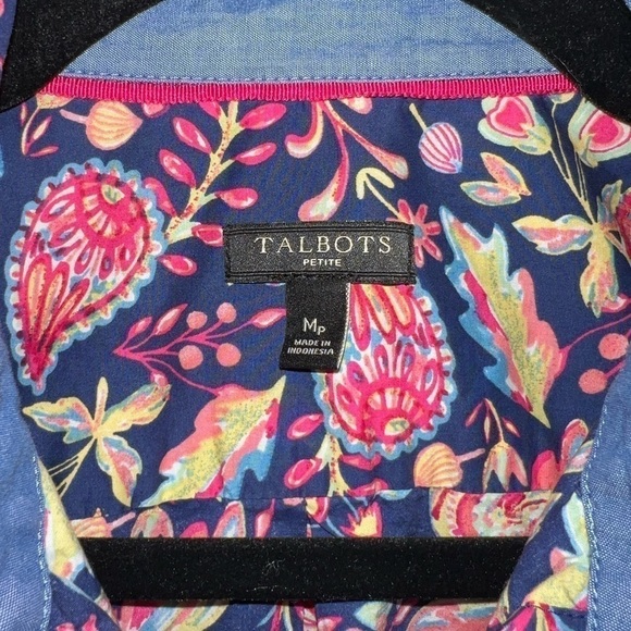 Women's Talbots Paisley Button down Top Medium Petite - Picture 3 of 6